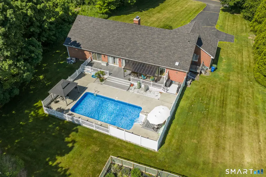 1020 Savage Street, Southington, CT 06489 - #3