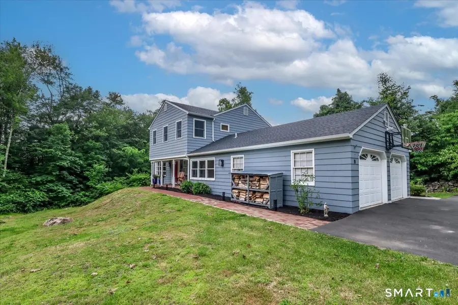 8 White Pine Drive, Brookfield, CT 06804 - #3