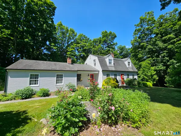 30 Park Road, Woodbury, CT 06798