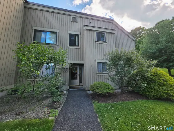 24 Heritage Village #A, Southbury, CT 06488