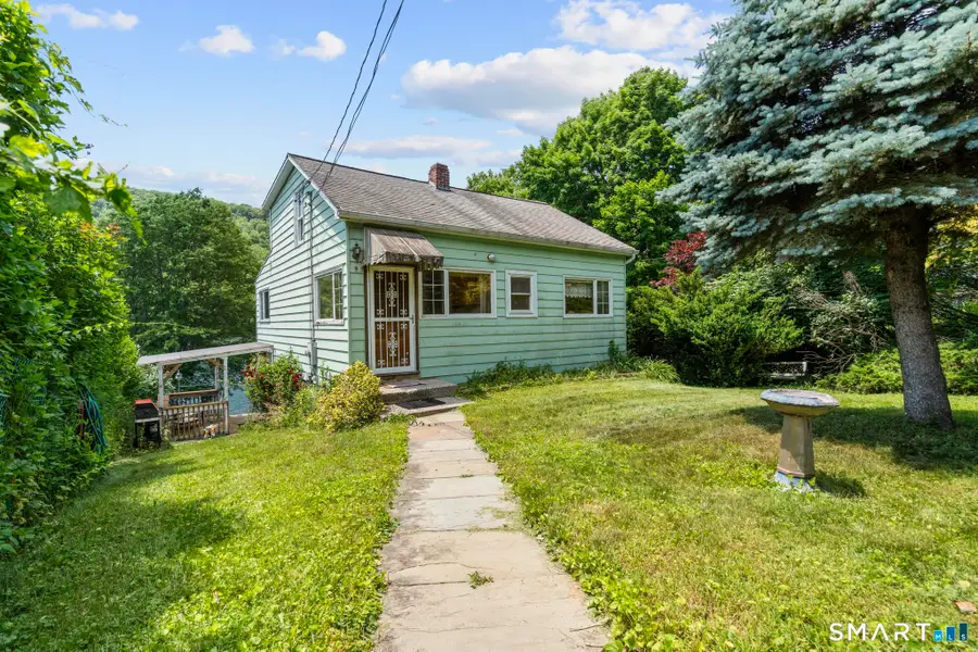 9 Lavelle Avenue, New Fairfield, CT 06812 - #3