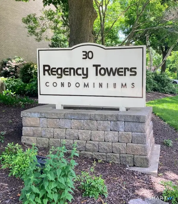 30 Woodland Street #4D, Hartford, CT 06105