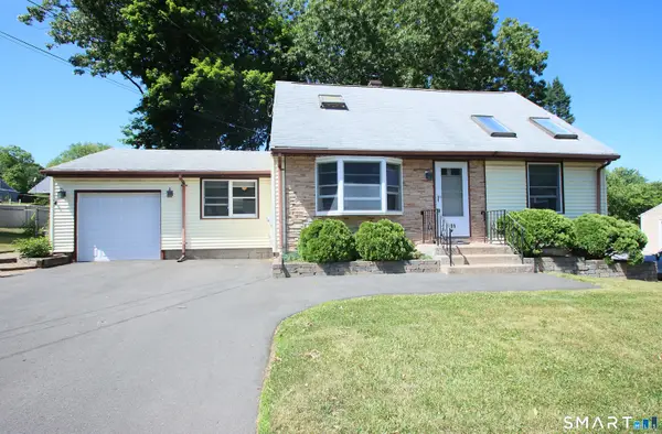 11 Forest Road, Wallingford, CT 06492