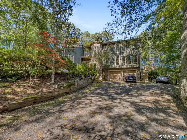 Address Withheld By Seller, Southbury, CT 06488