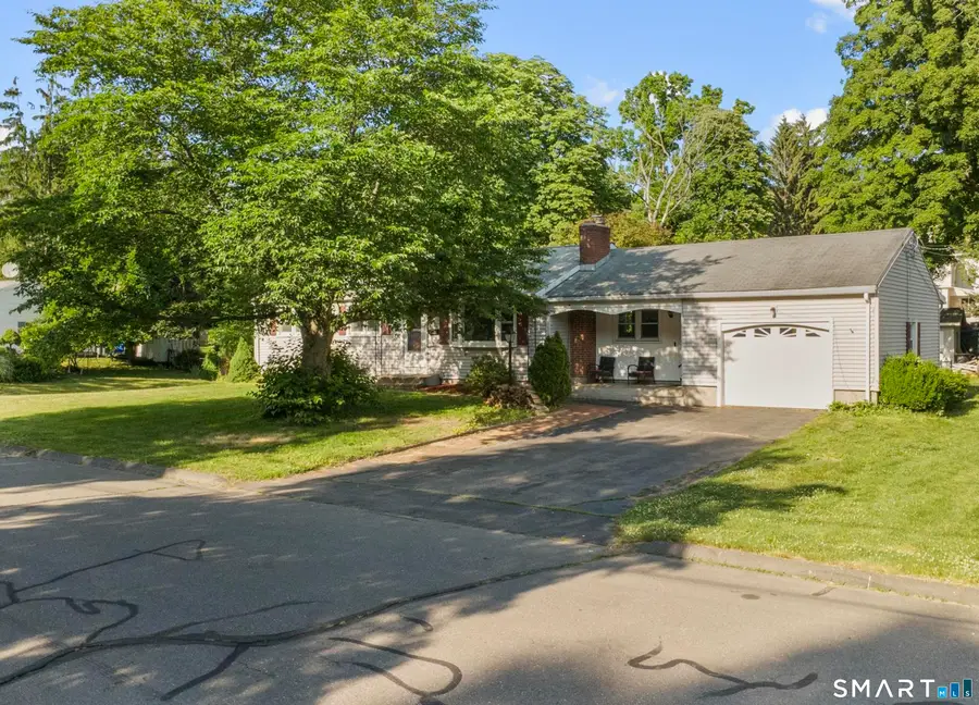 27 Allen Street, Enfield, CT 06082 - #2
