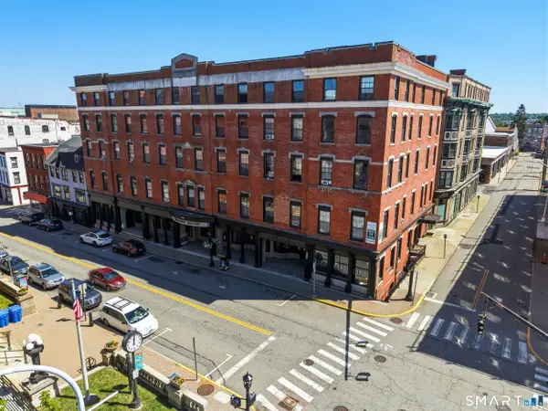 35 Union Street, New London, CT 06320
