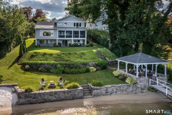 52 Arrowhead Road, Brookfield, CT 06804