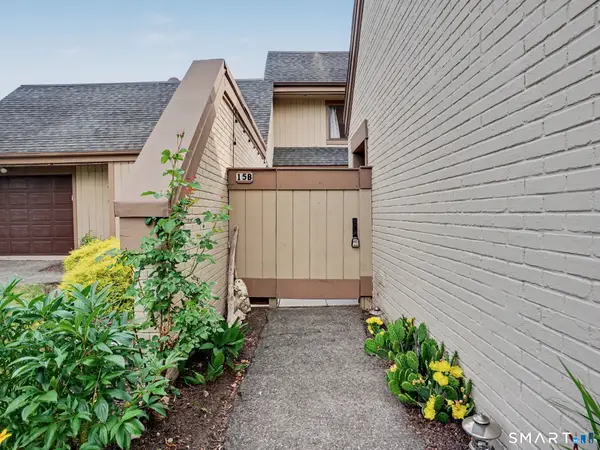 85 Viscount Drive #15B, Milford, CT 06460