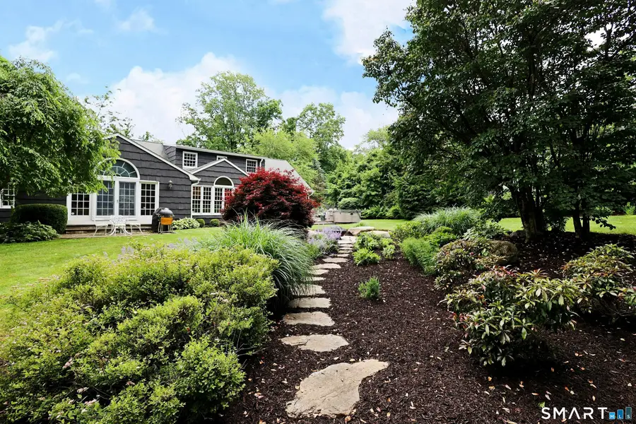 41 Nutmeg Ridge, Ridgefield, CT 06877 - #3