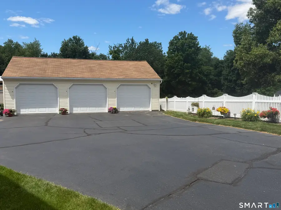 35 North Street, Enfield, CT 06082 - #3