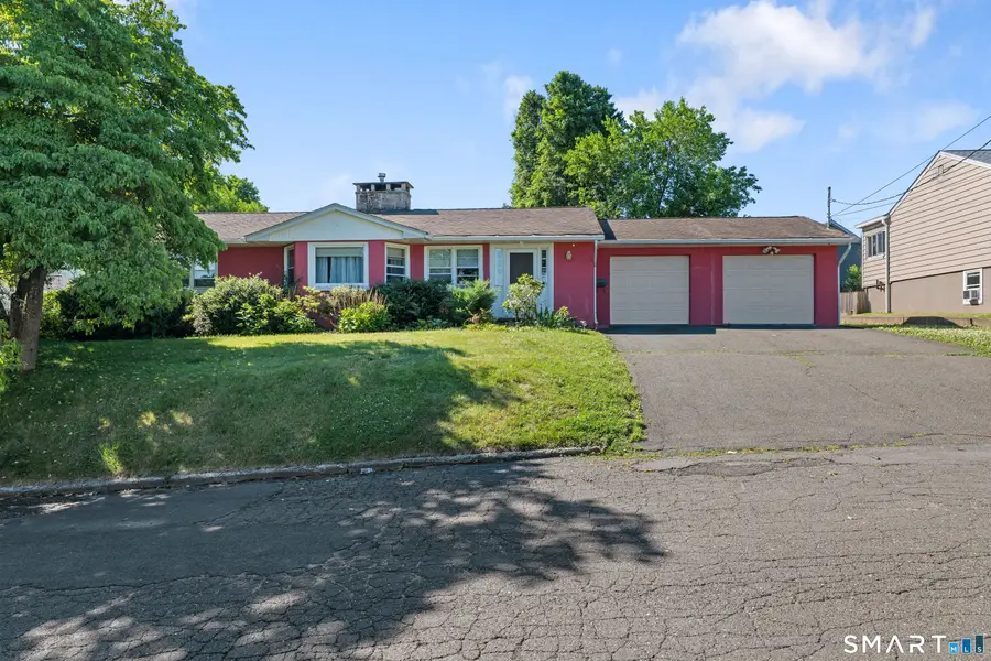4 Francis Road, Danbury, CT 06810 - #2