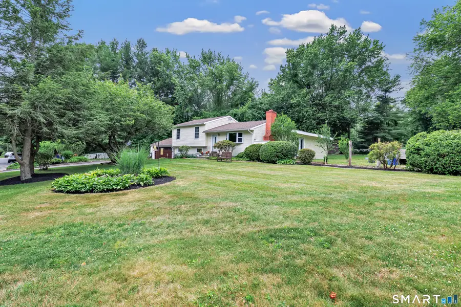 17 Woodlawn Road, Monroe, CT 06468 - #2