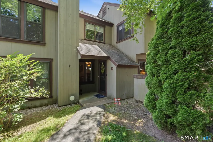 11 Willow Lane #11, Avon, CT 06001 - #2