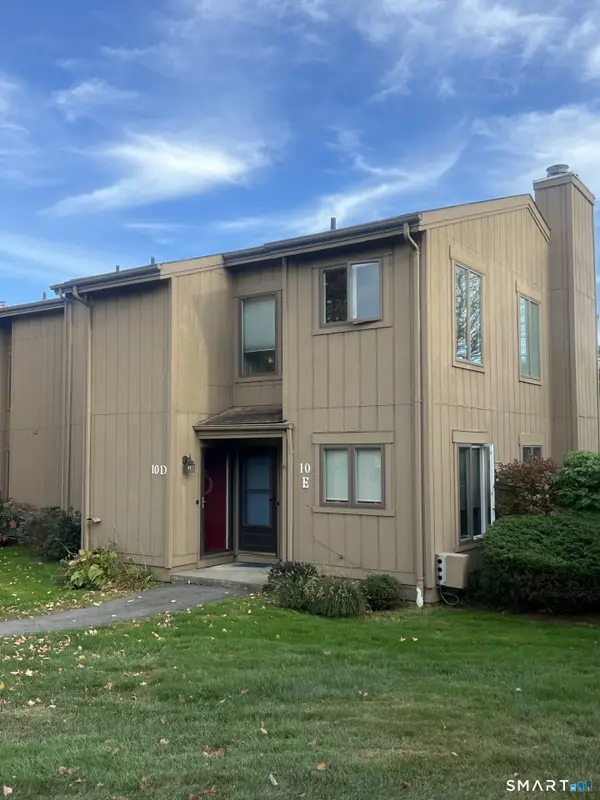 10 Pilgrim Harbor #D, Wallingford, CT 06492