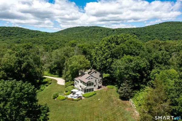 14 Flanders Lane, Kent, CT 06757