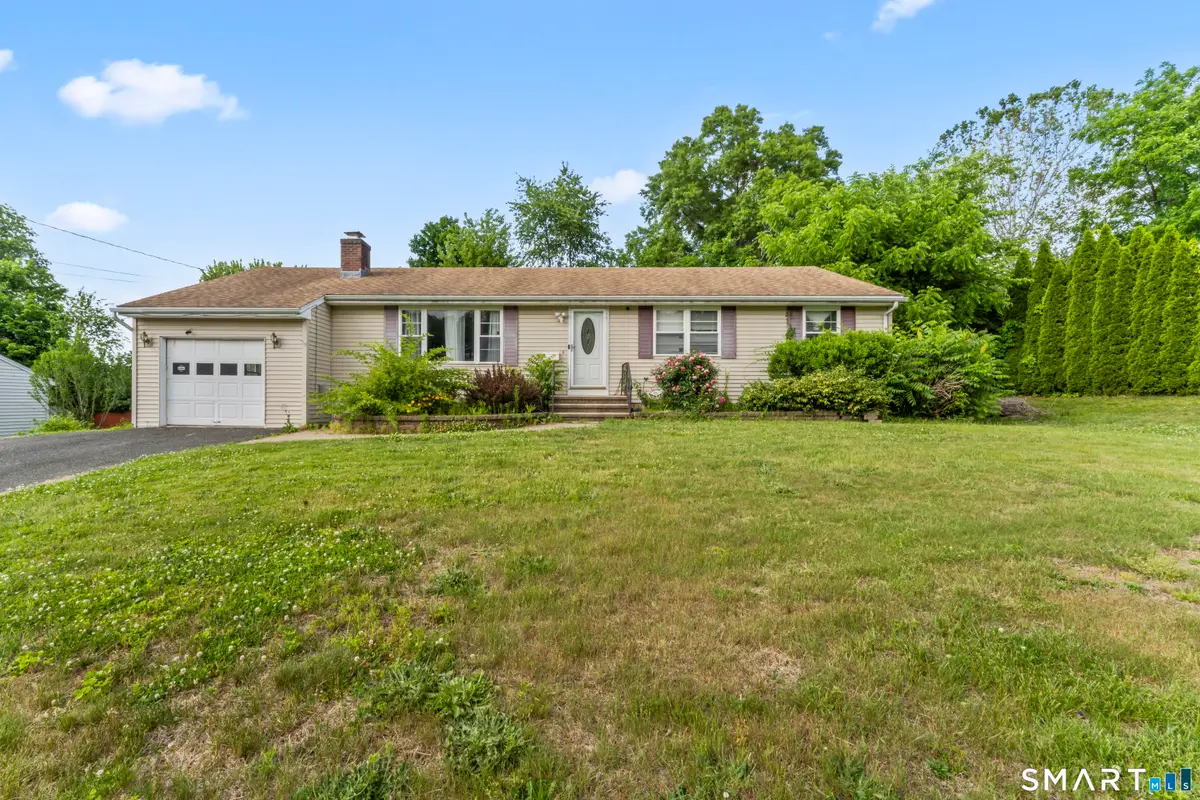 16 Nutmeg Avenue, Enfield, CT 06082 - #1