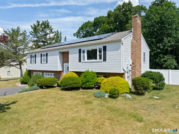 21 Markwood Road, Manchester, CT 06040