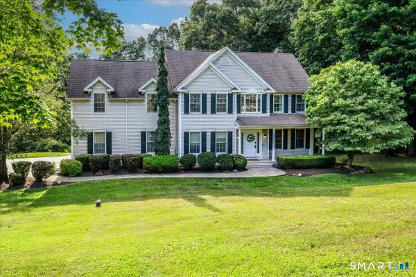 23 Meredith Lane, New Milford, CT 06776