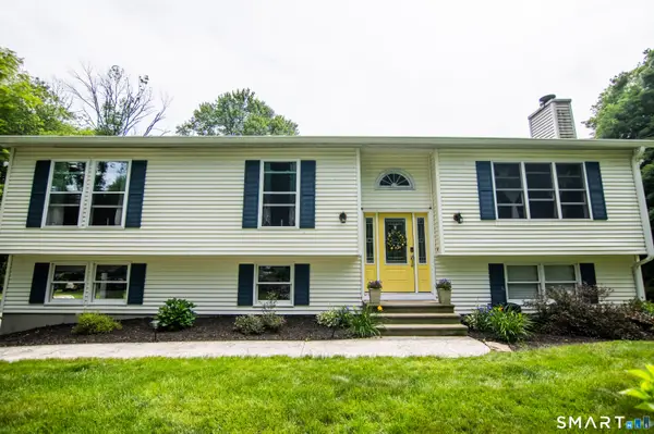 25 Woodward Road, Brooklyn, CT 06234