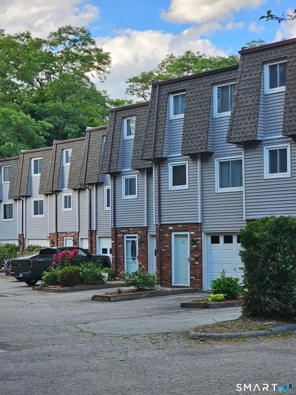358 Hamilton Avenue #14, Norwich, CT 06360