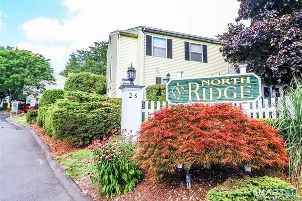 25 Padanaram Road #13, Danbury, CT 06811