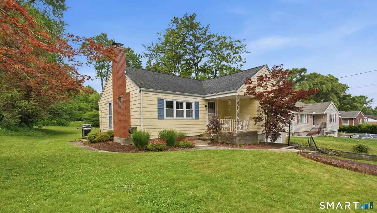 15 Scarborough Road, Windsor, CT 06095 - #1