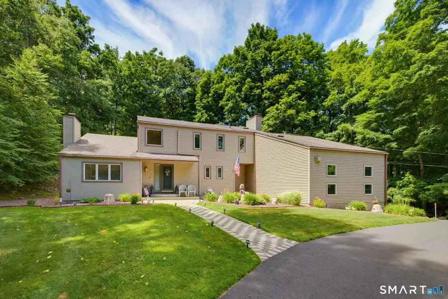 70 Pine Hollow Drive, Middlebury, CT 06762 - #2
