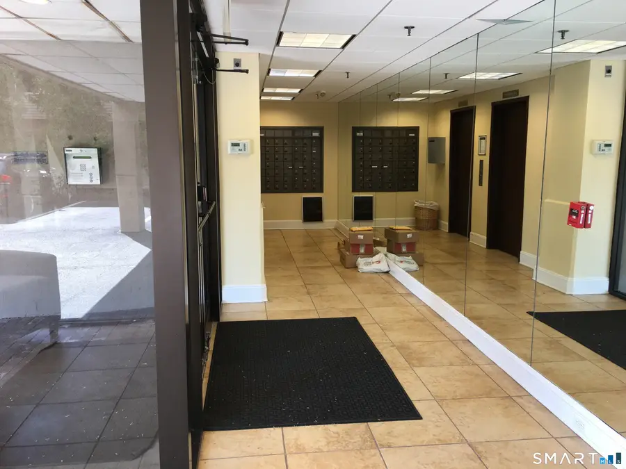1633 Washington Boulevard #5A, Stamford, CT 06902 - #2