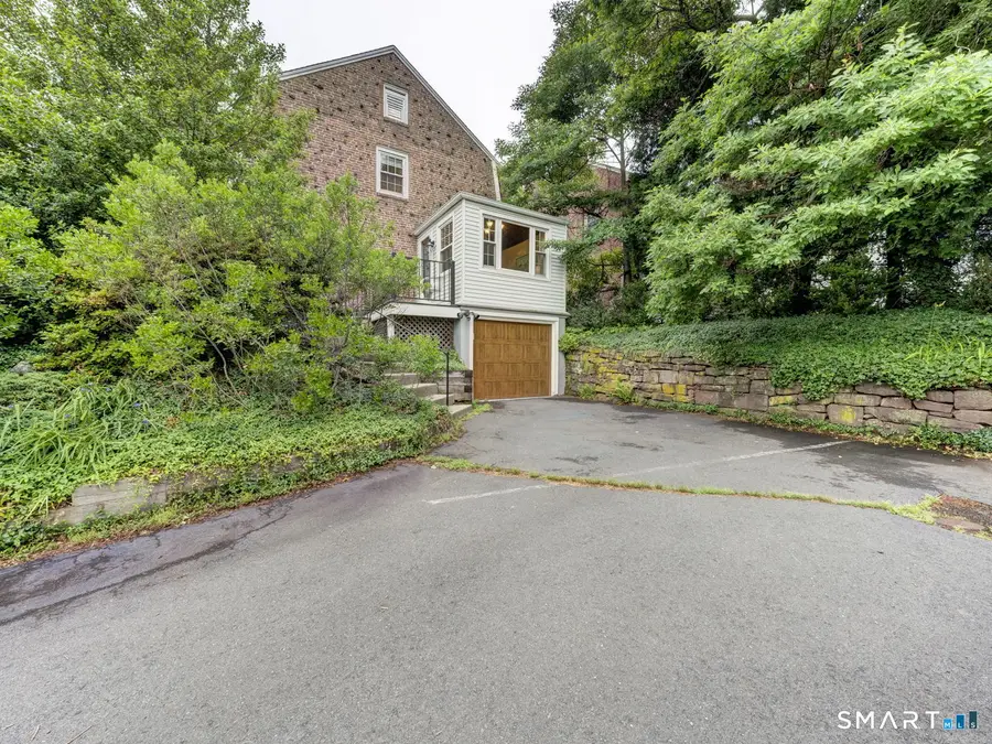 338 Ridgewood Road, West Hartford, CT 06107 - #3