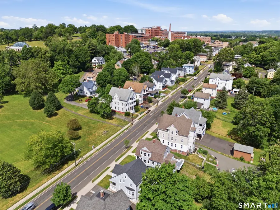 208 Hart Street, New Britain, CT 06052 - #3