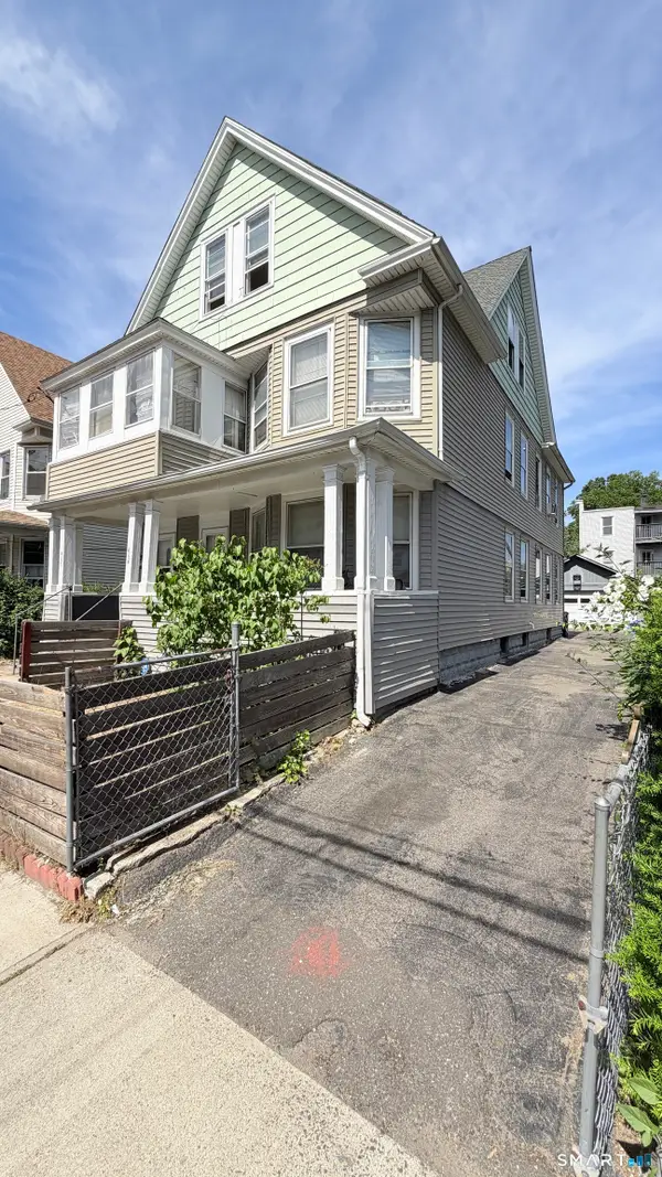 464-466 Hollister Avenue, Bridgeport, CT 06607