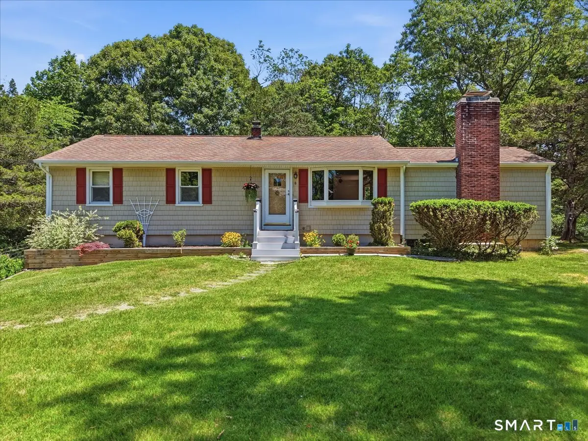 8 Roxbury Court, Niantic, CT 06357 - #1