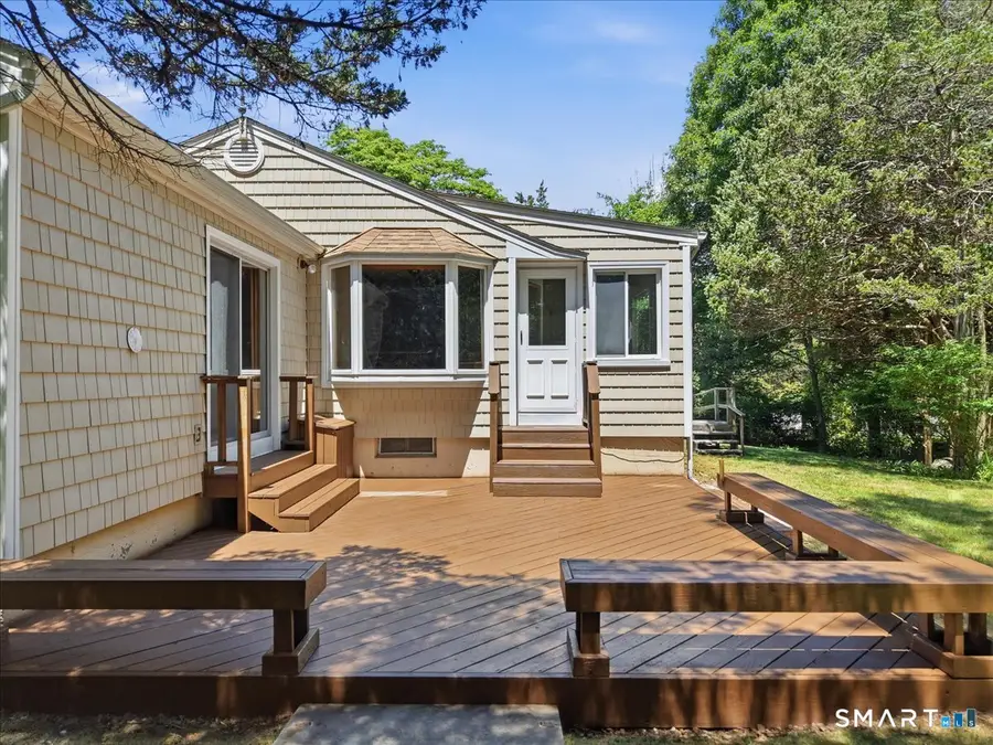 8 Roxbury Court, Niantic, CT 06357 - #3