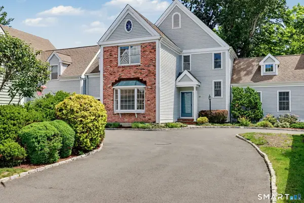 99 Forest Street #99, New Canaan, CT 06840