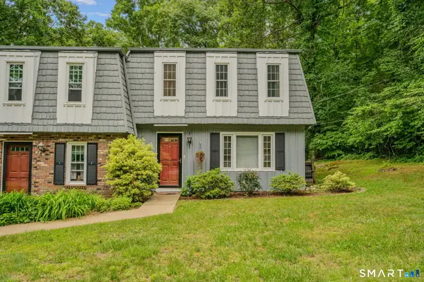 77 Scenic View Drive #4, Deep River, CT 06417