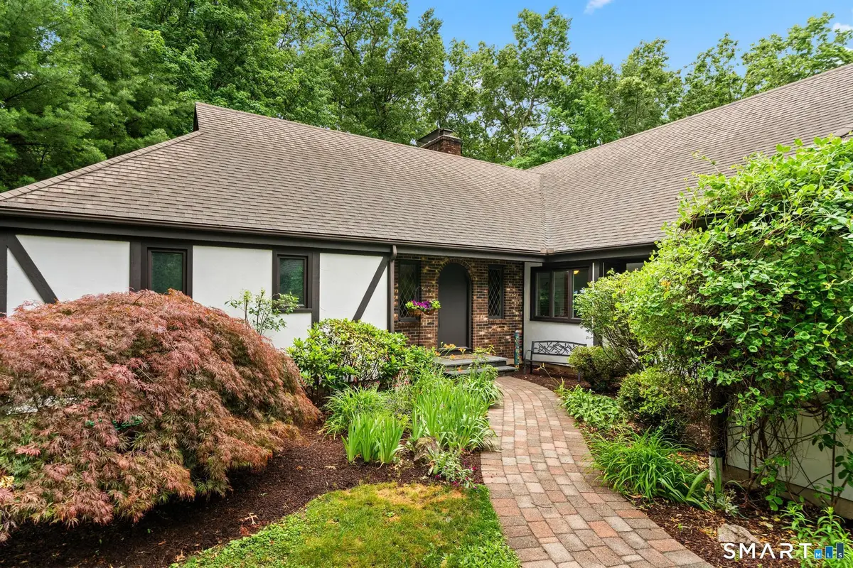 15 Camille Lane, West Simsbury, CT 06092 - #1