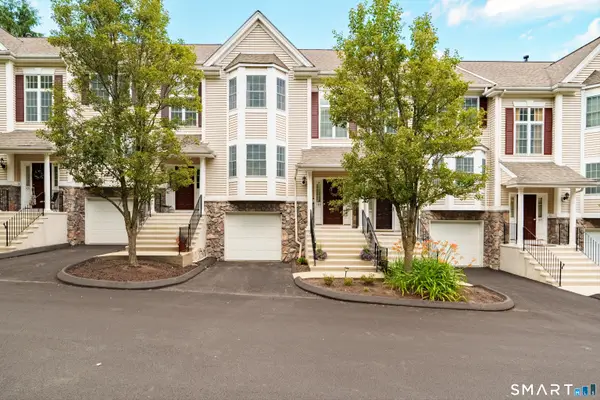 103 Larson Drive #103, Danbury, CT 06810