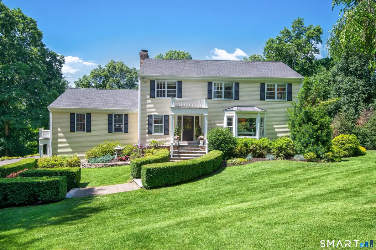 15 Hull Place, Ridgefield, CT 06877 - #1