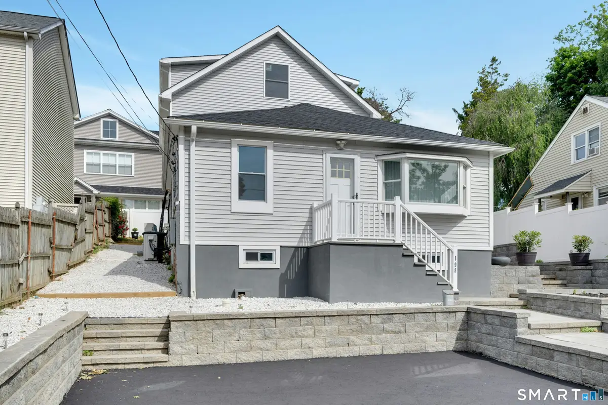 198 Castle Avenue, Fairfield, CT 06825 - #1