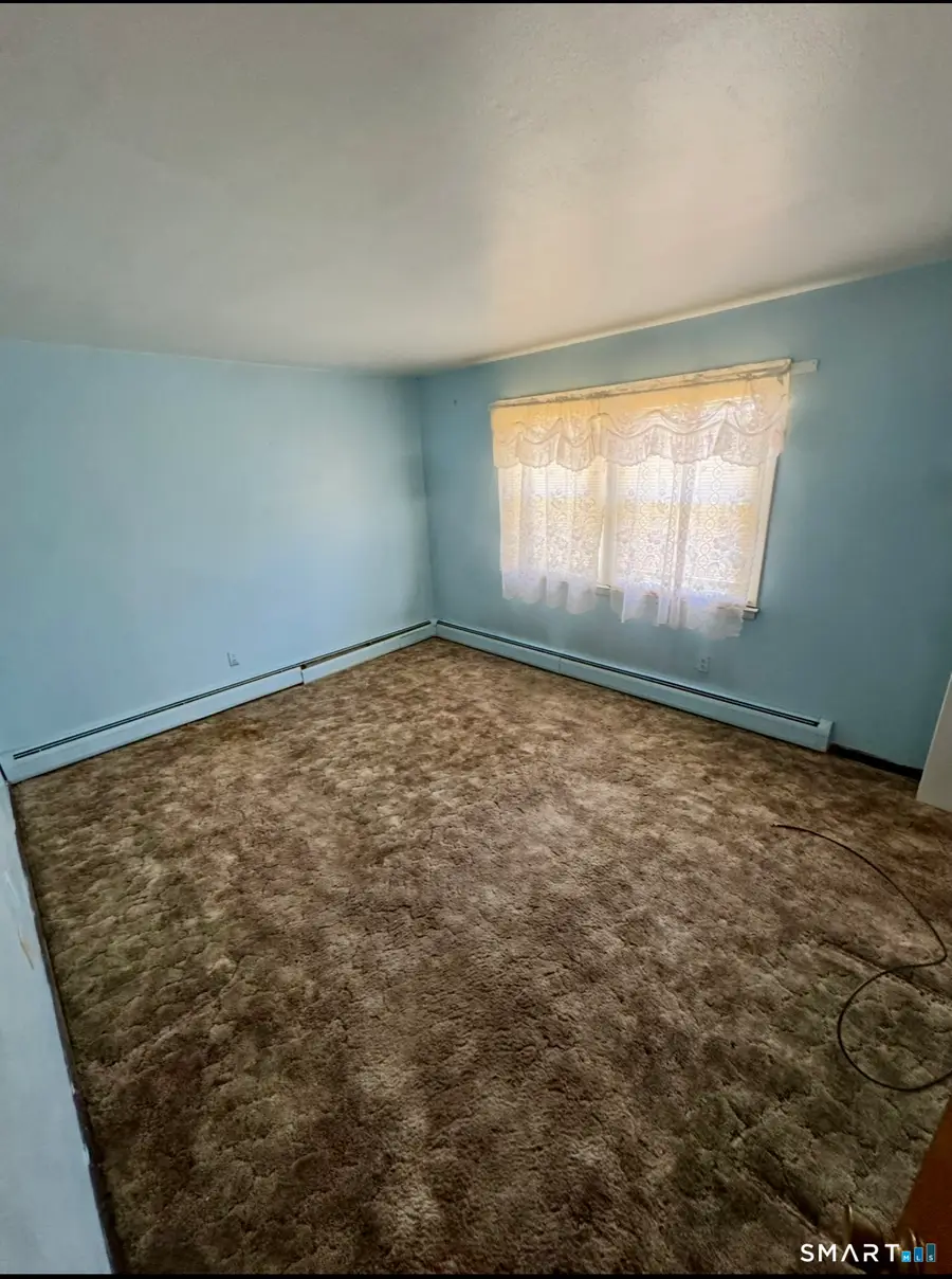 93A Karen Court, Bridgeport, CT 06606 - #2