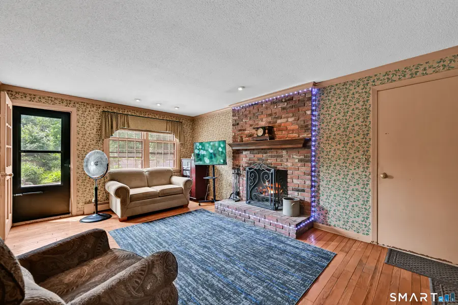 96 Fox Run Drive, Southington, CT 06489 - #3