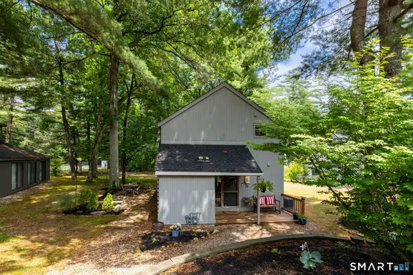 15 Gray Pine Common #15, Avon, CT 06001