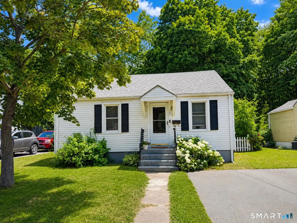 43 Essex Street, Manchester, CT 06040 - #1