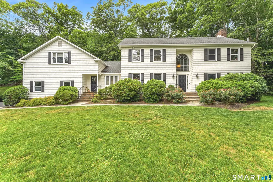 11 Hunt Lane, Weston, CT 06883 - #2