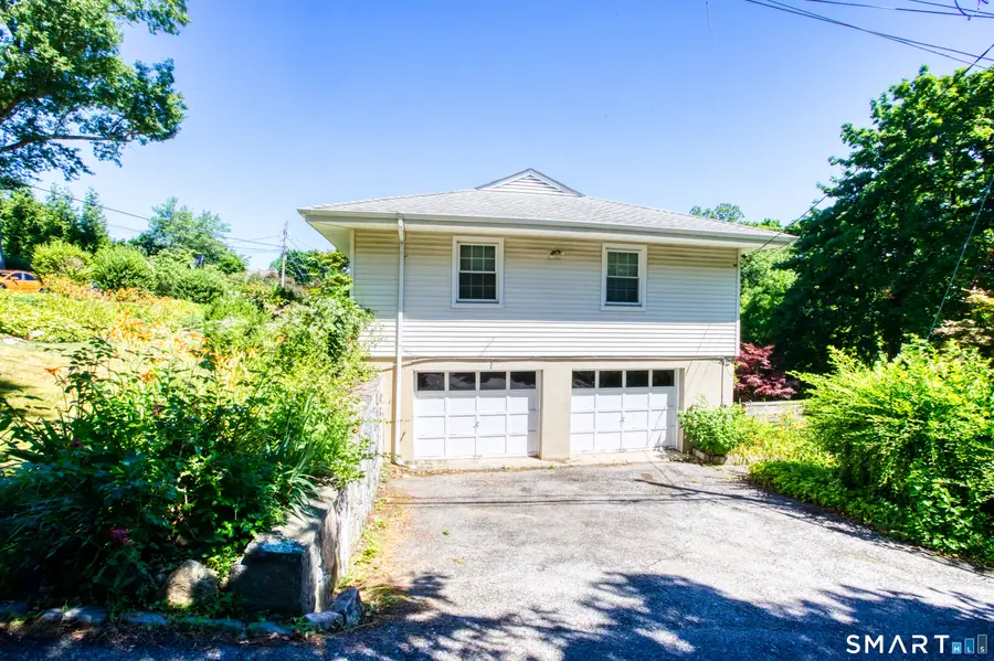 1 Pilgrim Drive, Greenwich, CT 06831 - #3