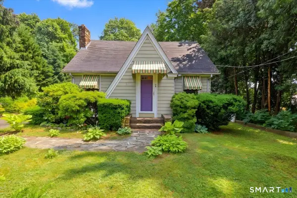 39 Buckingham Street, Stonington, CT 06379
