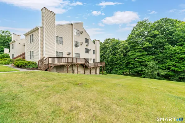 177 Beard Drive #177, New Milford, CT 06776