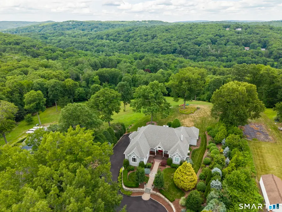 30 Daniel Trace, Burlington, CT 06013 - #3