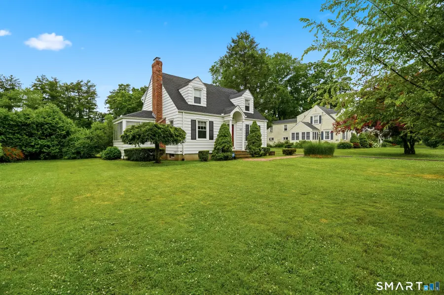 141 Elm Street, Windsor Locks, CT 06096 - #3