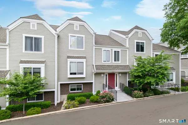 71 Aiken Street #O8, Norwalk, CT 06851